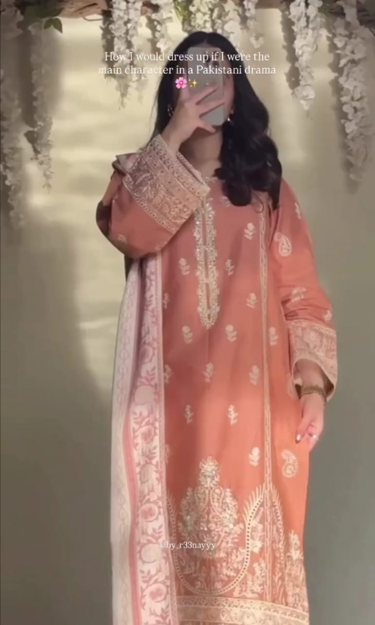 Elegant Women’s Embroidered 3-Piece Suit