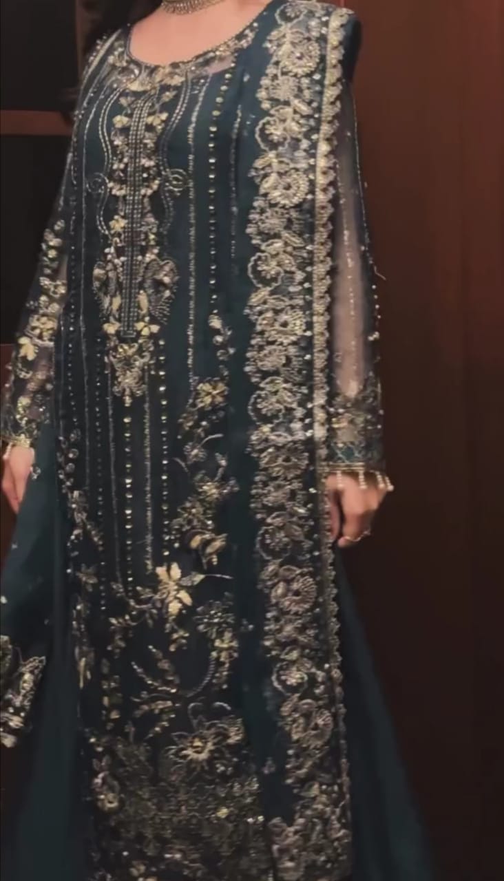 Signature Designer 3-Piece Outfit