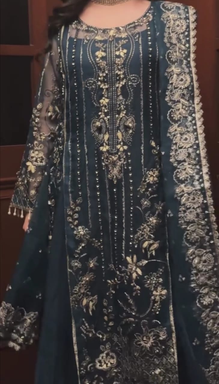 Signature Designer 3-Piece Outfit