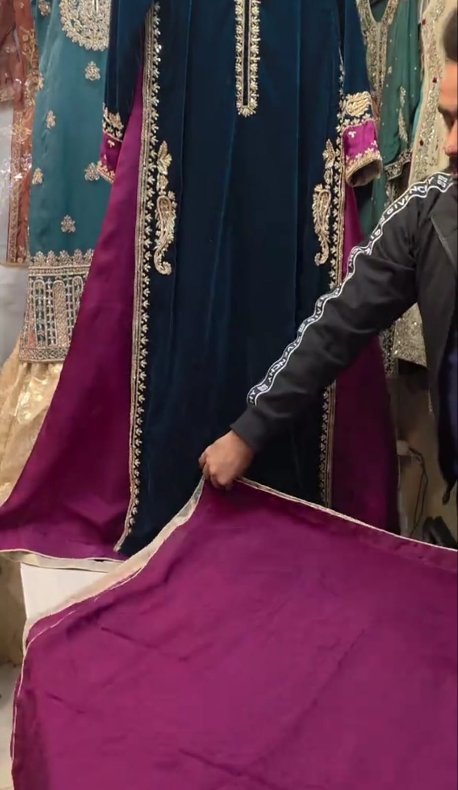 Signature Festive 3PC Embroidered Collection