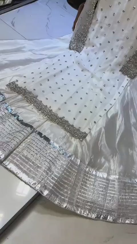 BEAUTIFUL EMBROIDERY WORK 3PC SUIT