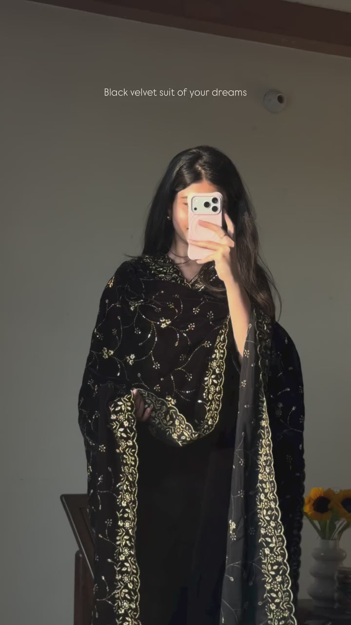 BLACK LUXURY EMBROIDERED DRESS