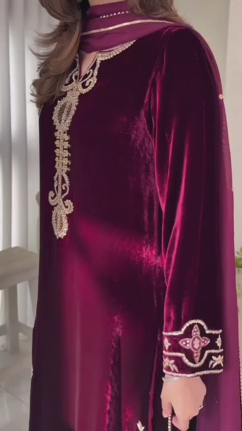 MAROON VELVET EMBROIDERED 3PC SUIT